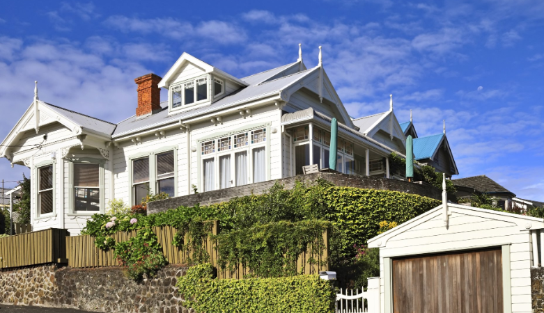 Budgeting for Villa Restoration in Auckland: Tips and Tricks