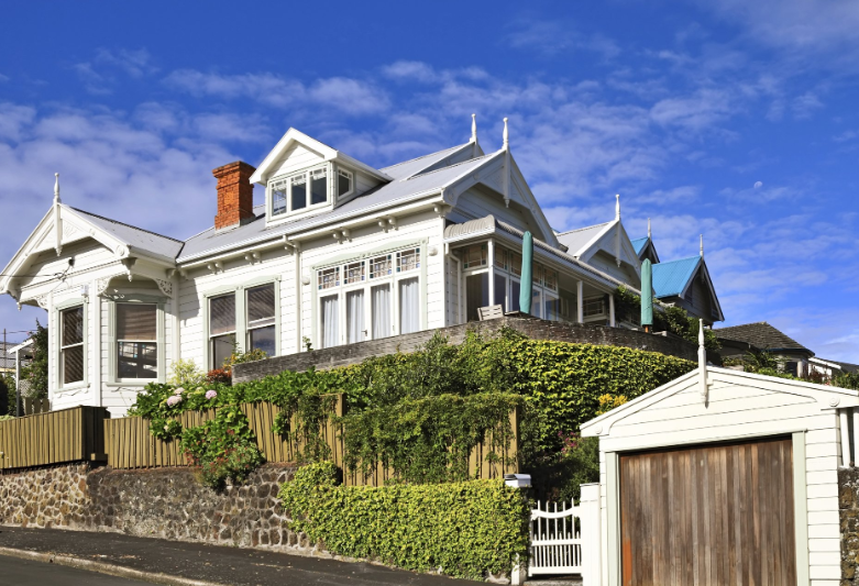 Budgeting for Villa Restoration in Auckland: Tips and Tricks