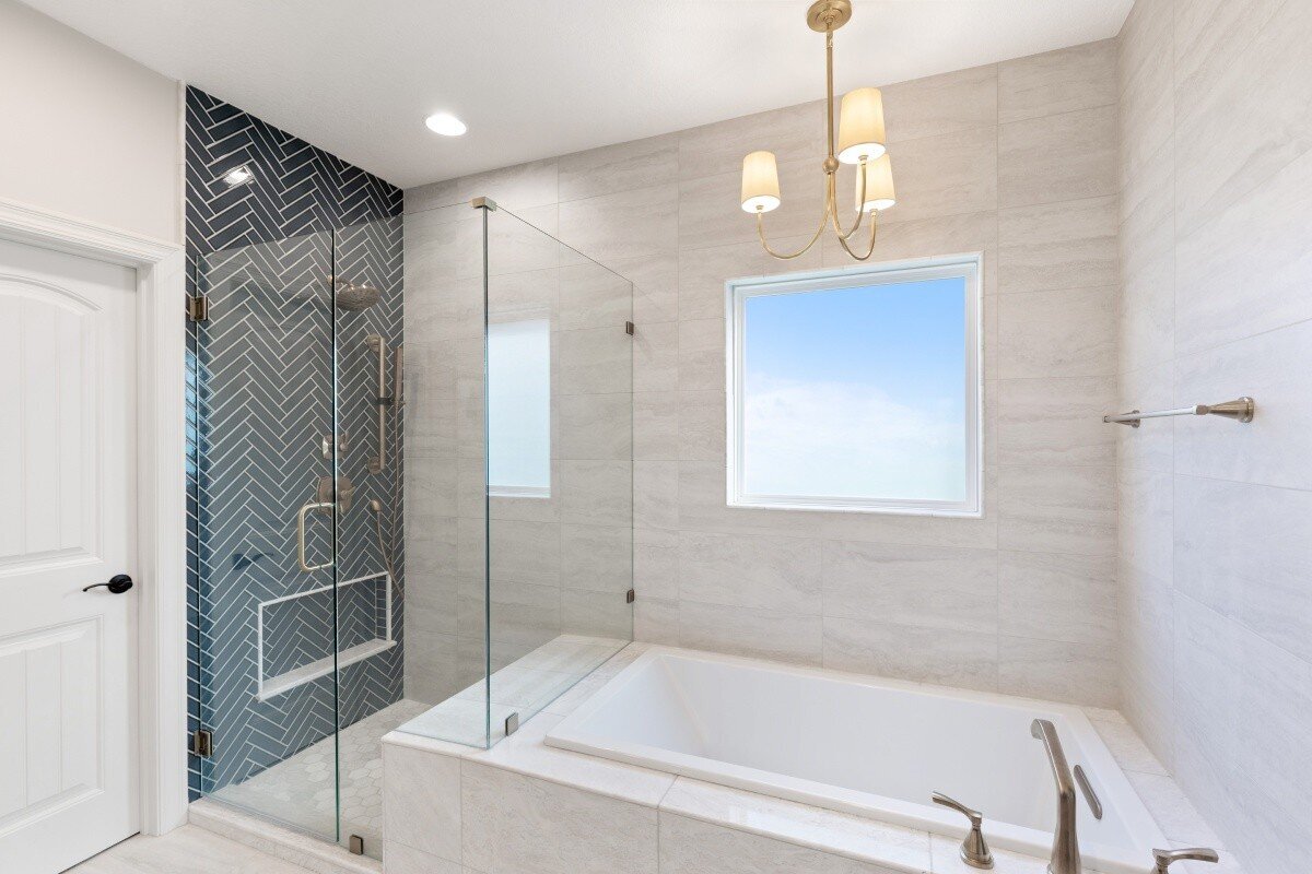 What Are the Pros and Cons of Freestanding Bathtubs?