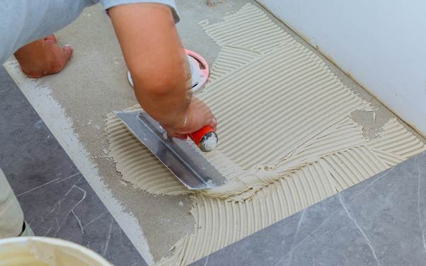 Cementitious Tile Adhesive vs Tile Glue: What’s Best for Your Project?