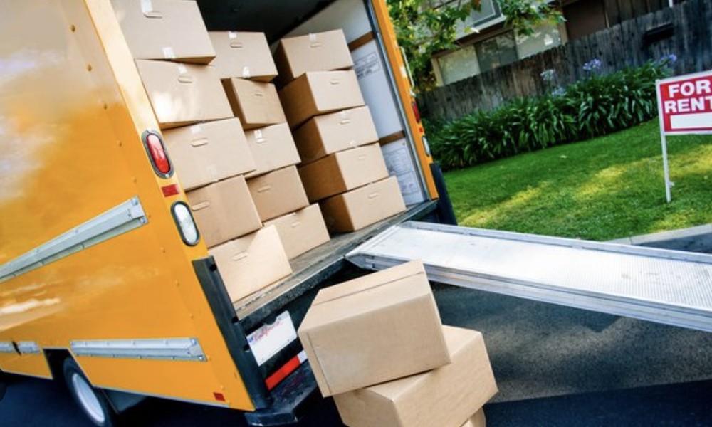 What Can’t Go on a Moving Truck? Long-Distance Restricted Items List