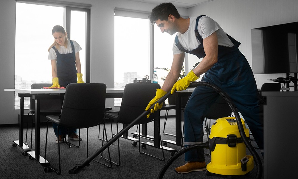 What to Know About Commercial Office Cleaning and Hourly Cleaning Services